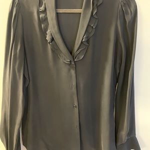 Frame Denim navy silk, ruffle front blouse, nwot, size small